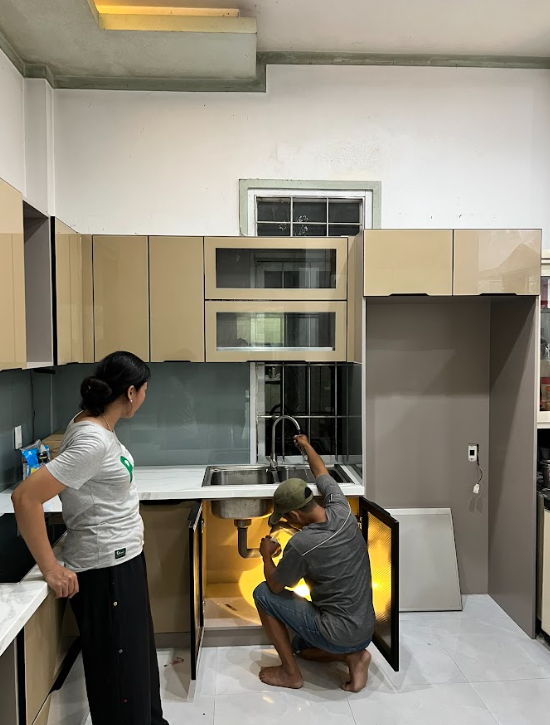 Dịch vụ đóng tủ bếp tại Bình Thạnh trở nên hoàn hảo khi lựa chọn Tủ Bếp Bình Minh