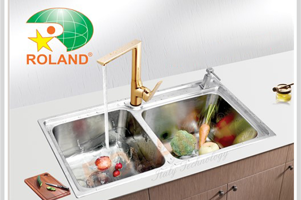 Chậu rửa chén Roland RL9047V